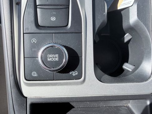 Used 2021 Ford Explorer XLT w/ Class III Trailer Tow Package image 16