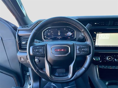 Used 2024 GMC Sierra 2500 AT4 w/ AT4 Premium Plus Package image 11