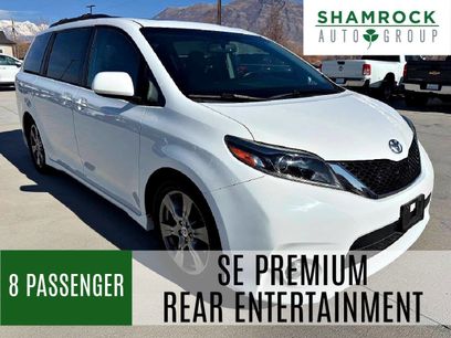 Used 2017 Toyota Sienna SE Premium