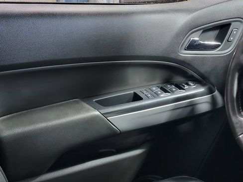 Used 2019 Chevrolet Colorado ZR2 AWD/4WD image 23
