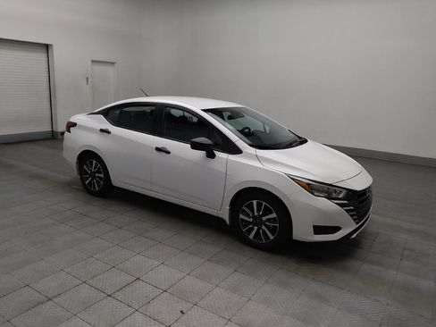 Used 2025 Nissan Versa S w/ S Plus Package image 11