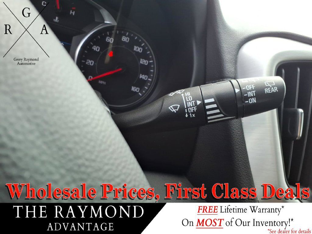 Used 2023 GMC Terrain SLE w/ Elevation Edition AWD/4WD image 21