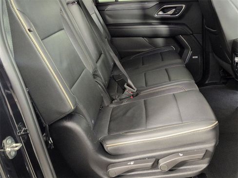 Certified 2024 GMC Yukon XL SLT image 25