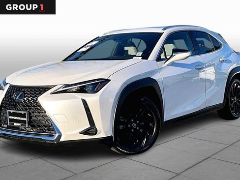 Used 2023 Lexus UX 250h FWD image 1