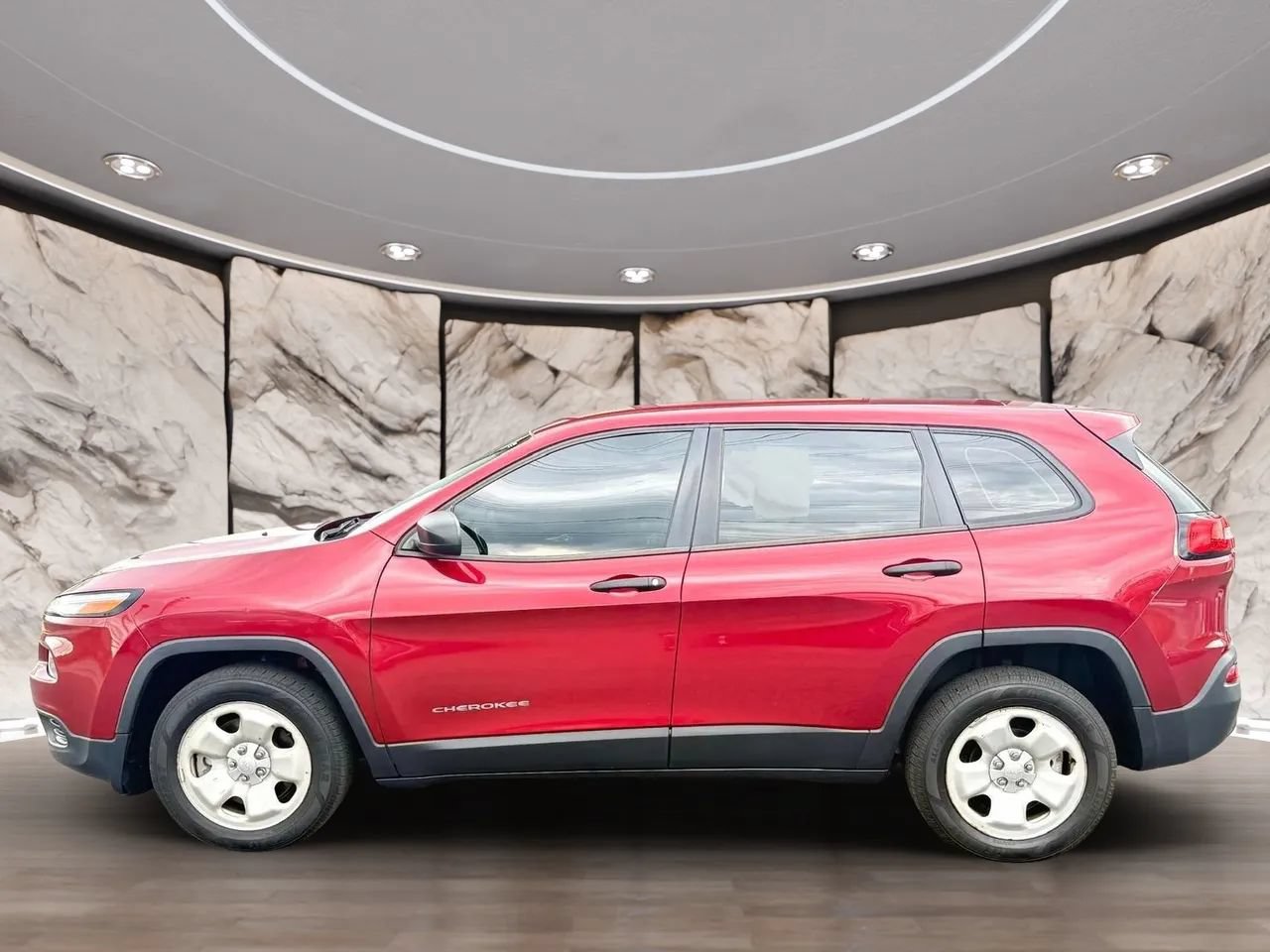 Used 2014 Jeep Cherokee Sport FWD image 4