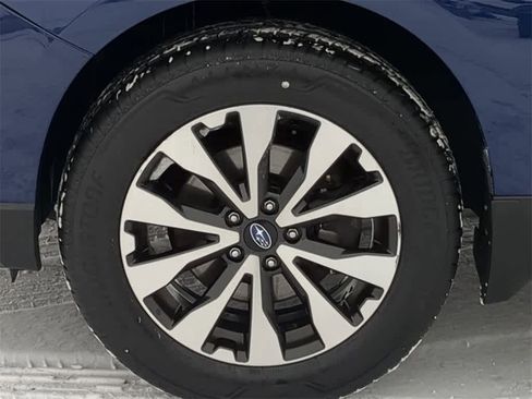 Used 2017 Subaru Outback 2.5i Limited image 13