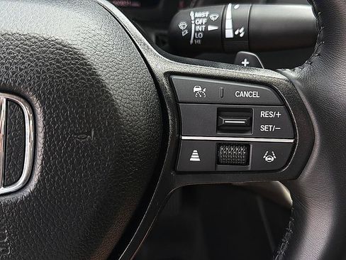 Used 2024 Honda Accord EX-L image 19