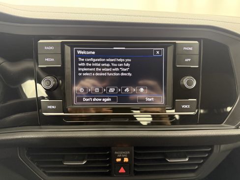 Certified 2024 Volkswagen Jetta Sport image 19