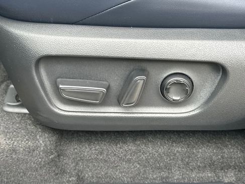 Used 2026 Toyota 4Runner 4WD image 18