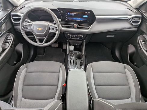 Used 2024 Chevrolet TrailBlazer LT image 17