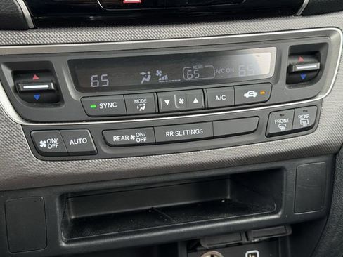 Used 2023 Honda Ridgeline Sport image 18