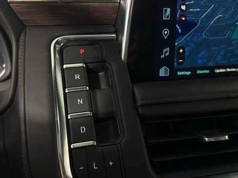 Used 2023 Chevrolet Tahoe High Country w/ Premium Package 2 image 20