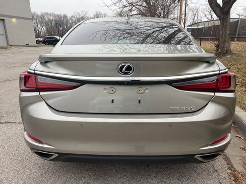 Used 2019 Lexus ES 350 image 6