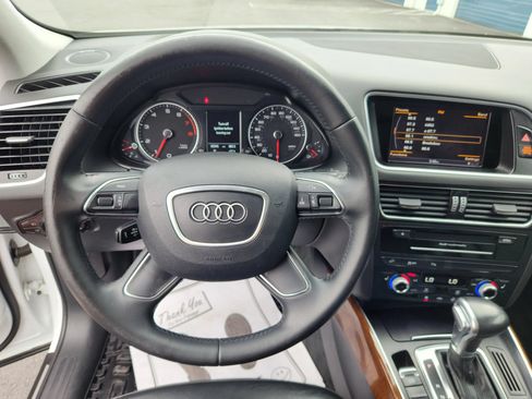 Used 2016 Audi Q5 2.0T Premium Plus w/ Technology Package AWD/4WD image 8