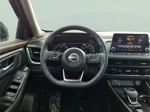 Certified 2023 Nissan Rogue SV w/ SV Premium B Package AWD/4WD image 15