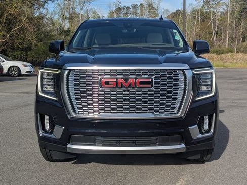 Used 2022 GMC Yukon Denali w/ Denali Ultimate Package image 9