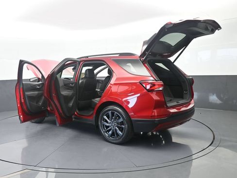 Used 2024 Chevrolet Equinox RS w/ RS Leather Package FWD image 78