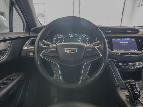 Used 2020 Cadillac XT5 Luxury FWD image 9