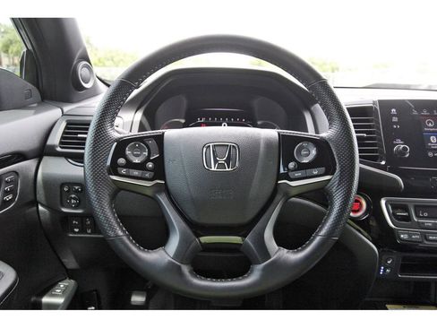 Used 2022 Honda Passport Elite image 16