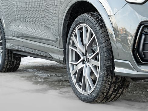 New 2025 Audi Q3 2.0T Premium Plus image 33