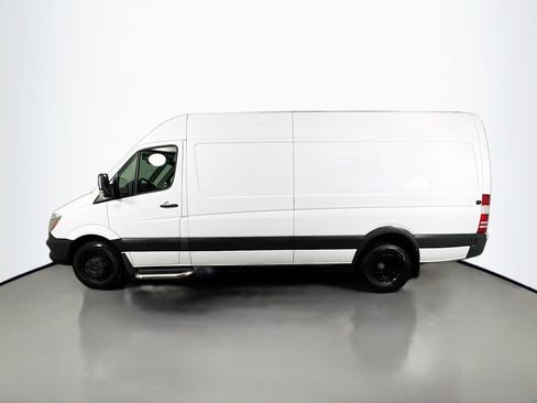 Used 2018 Mercedes-Benz Sprinter 3500 image 2