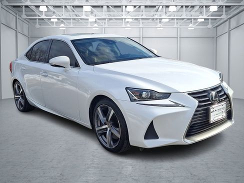 Used 2017 Lexus IS 300 AWD w/ Navigation System Package image 7