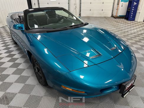 Used 1996 Pontiac Firebird Convertible RWD image 6