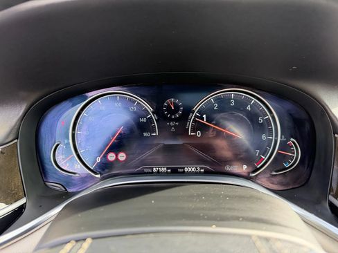 Used 2016 BMW 740i RWD image 20