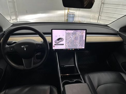Used 2018 Tesla Model 3 Long Range RWD image 20
