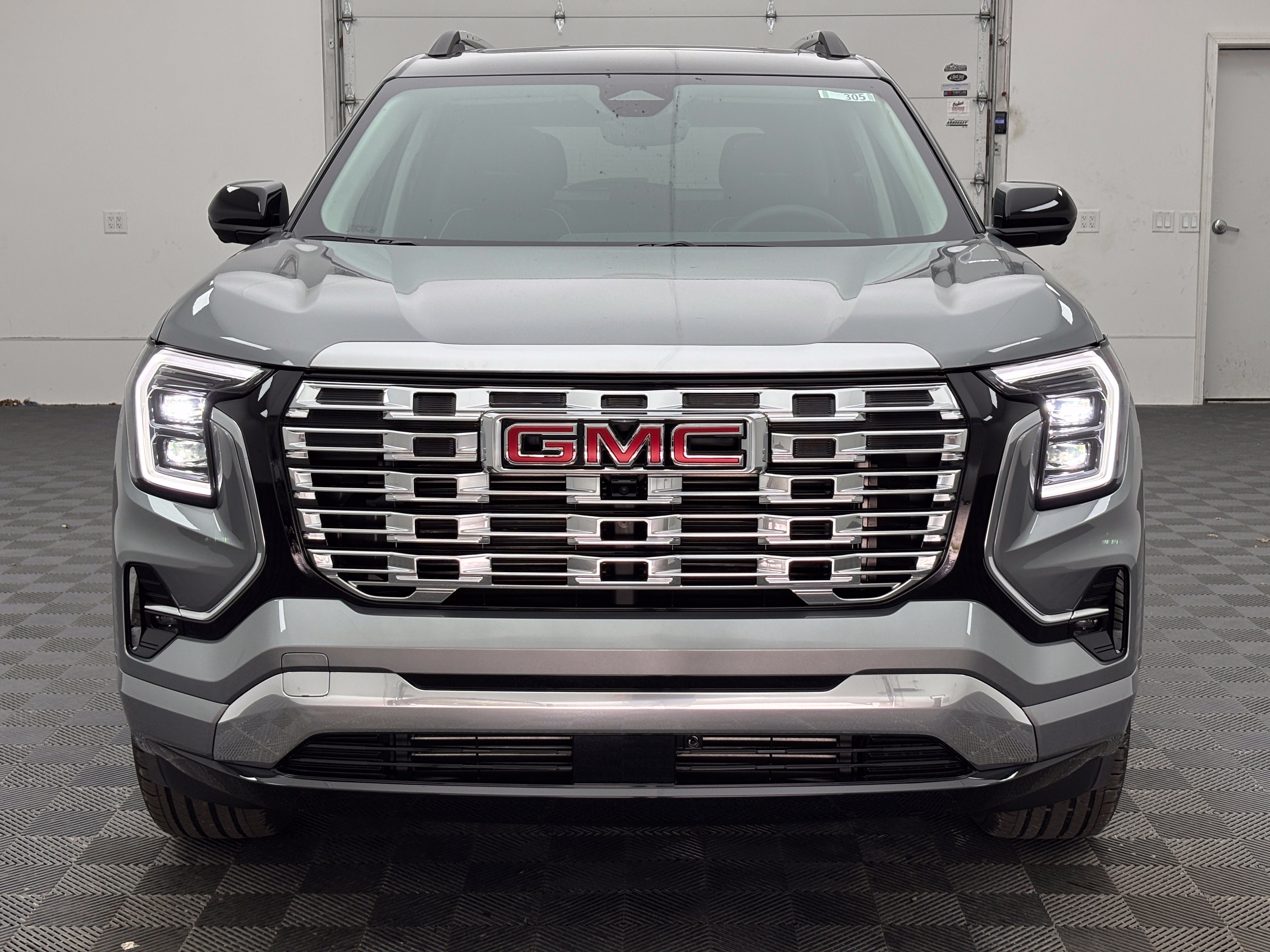 New 2027 GMC Terrain Denali w/ LPO, Floor Liner Package AWD/4WD image 16