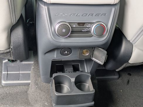 New 2026 Ford Explorer Active image 28