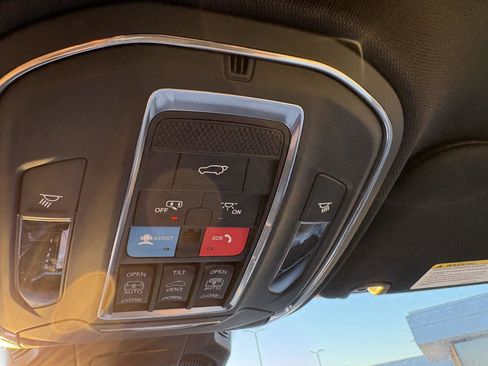 New 2026 Jeep Cherokee Overland w/ Advanced Pro Tech Group image 15