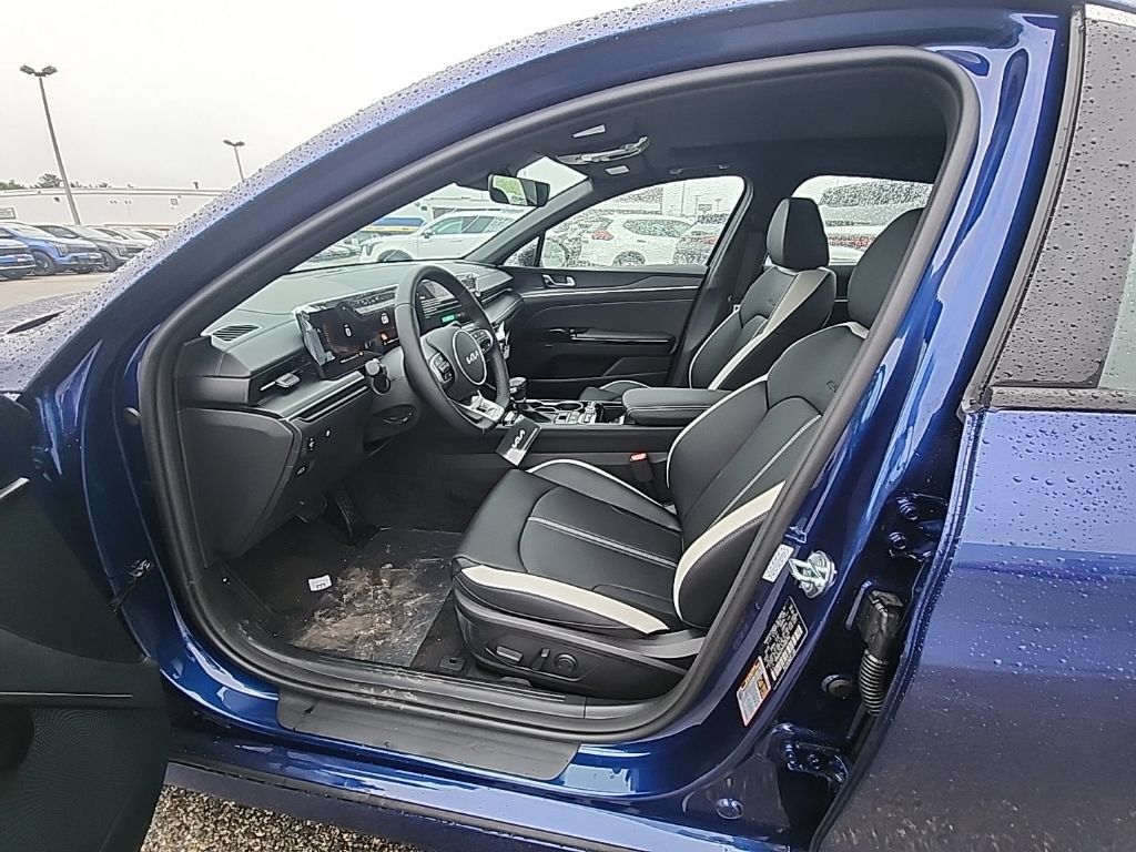 New 2026 Kia K5 GT-Line w/ GT-Line Premium Package AWD/4WD image 9