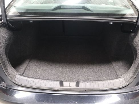 Used 2025 Volkswagen Jetta Sport FWD image 11