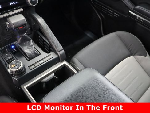 Certified 2025 Toyota Tacoma TRD Off-Road image 16