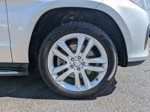 Used 2017 Mercedes-Benz GLS 450 4MATIC image 23