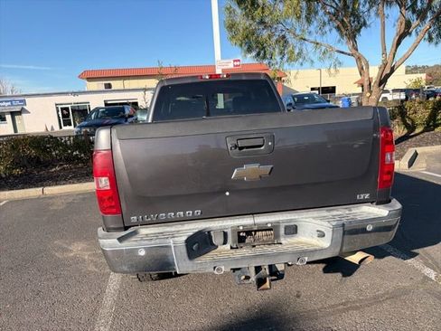 Used 2011 Chevrolet Silverado 2500 LTZ w/ LTZ Plus Package image 14