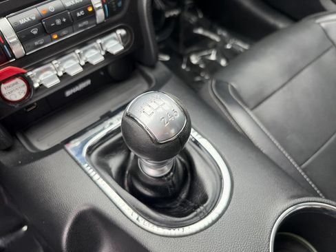 Used 2016 Ford Mustang GT Premium RWD image 18