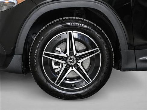 Certified 2025 Mercedes-Benz EQB 250+ image 26