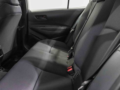 Used 2022 Toyota Corolla LE FWD image 18