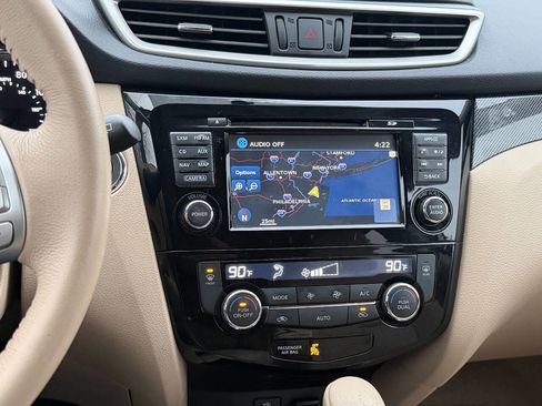 Used 2014 Nissan Rogue SL image 9