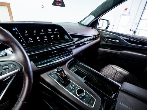 Used 2023 Cadillac Escalade V w/ LPO, ONYX Package image 49