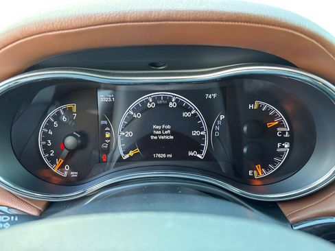 Used 2021 Jeep Grand Cherokee Overland image 29