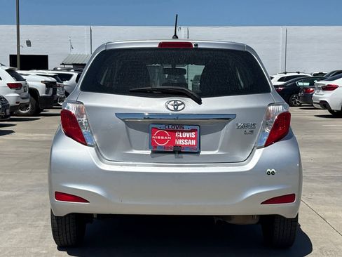 Used 2014 Toyota Yaris LE FWD image 8