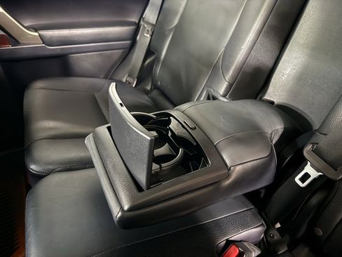 Used 2018 Lexus GX 460 image 19