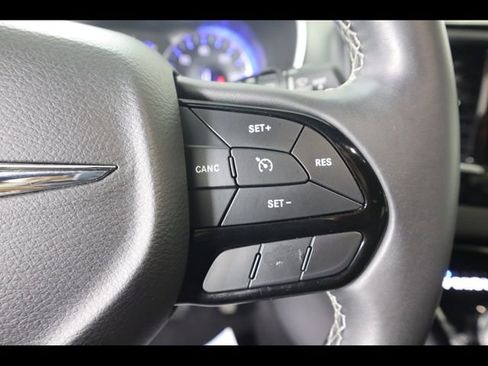 Used 2018 Chrysler Pacifica Touring Plus w/ S Appearance Package image 21