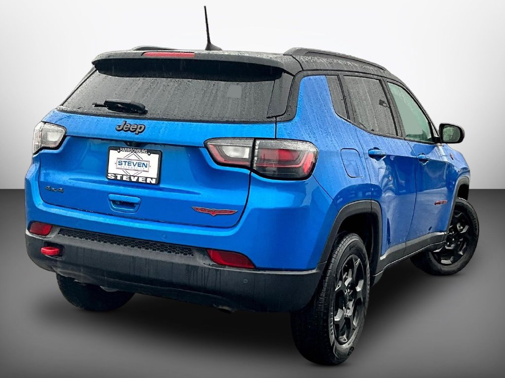 Used 2023 Jeep Compass Trailhawk w/ Trailhawk Elite Group AWD/4WD image 5