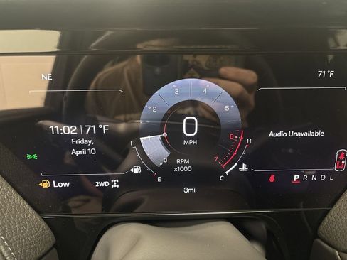New 2026 GMC Yukon XL Denali w/ Sun & Power Step Package AWD/4WD image 11