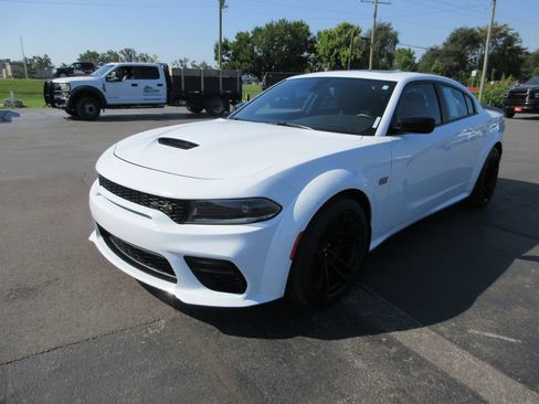 Used 2023 Dodge Charger Scat Pack RWD image 10