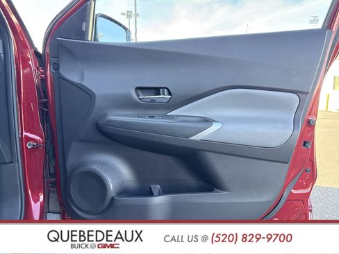 Used 2023 Nissan Kicks SR w/ SR Premium Package image 34